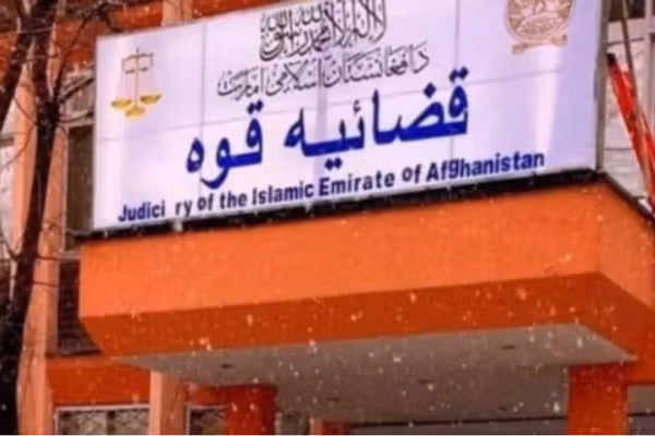 طالبانو په تېرو څلورو ورځو کې ۱۲ کسان په دُرو وهلي