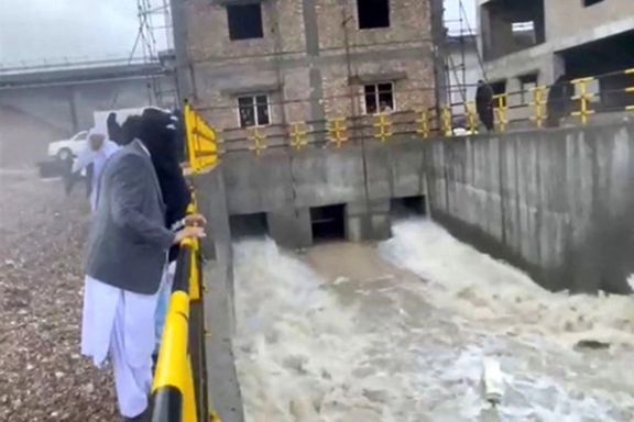 مقامهای ایرانی: آب رودخانه هلمند هنوز به ایران نرسیده است