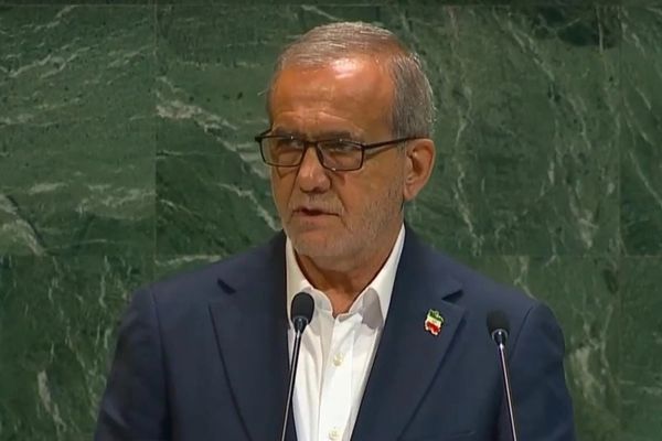 پزشکیان از نقض حقوق بشر در تمام جهان گفت، اما به طالبان اشاره نکرد