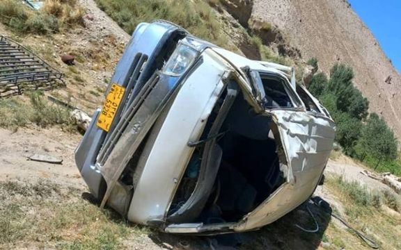 په غور کې د یوې ټرافیکي پېښې له امله ۴ کسه مړه او ۱۴ نور ټپیان شوي دي