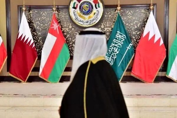 د فارس خلیج د عربي هېوادونو ګډه اعلامیه: ایران باید سمدستي خپلو بریدونو ته د پای ټکی کېږدي