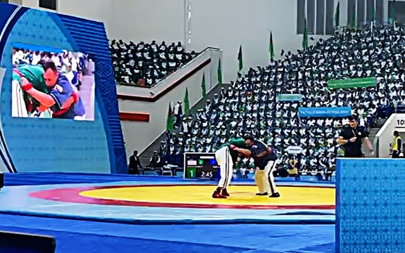 ورزشکاران افغانستان دو پیروزی در مسابقات سبک الیش کشتی رستمی ترکمنستان کسب کردند