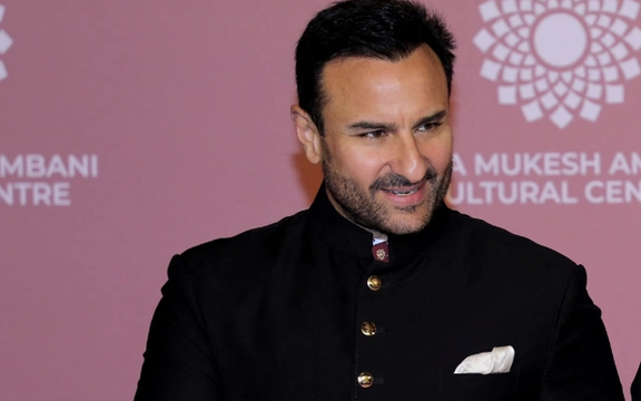 سیفعلی خان، ستاره مشهور بالیوود 'در حمله سارقان' به خانهاش بهشدت زخمی شد