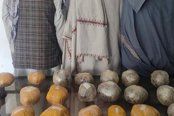 طالبانو په هرات کې ۲۶کیلو ګرامه تریاک نیولي دي