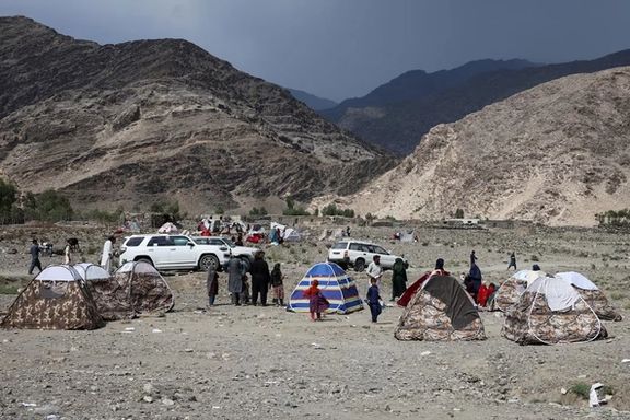 امریکا به سیلزدگان پاکستان کمک کرد اما به زلزلهزدگان افغانستان نه