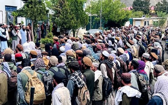 طالبان از استخدام ۵۰۰ جوان پنجشیر در صفوف پولیس خود خبر داد