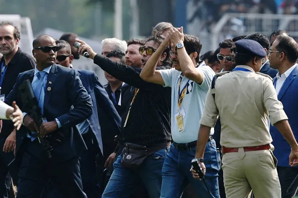 پس از آشوب در کلکته؛ پولیس برگزارکننده اصلی برنامه استقبال از لیونل مسی را بازداشت کرد