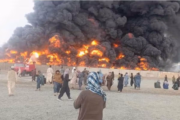 په شیخ ابونصر فراهي بندر کې پراخه اورلګېدنه د ایران په مرسته کابو شوه