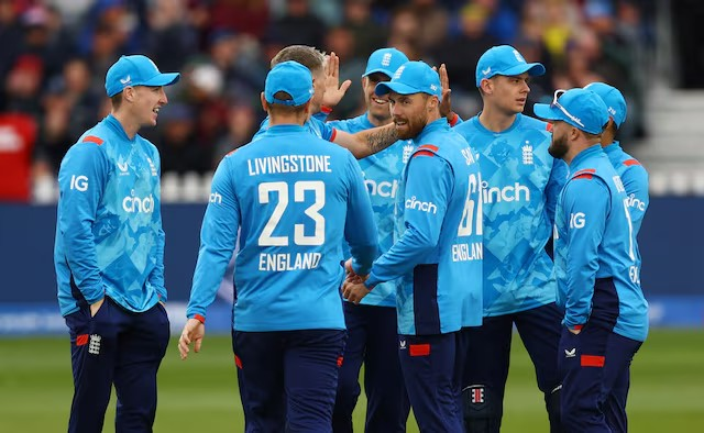 د ۱۶۰ وکیلانو فشارونه؛ د برېټانیا کرکټ لوبډله وايي له افغانستان سره خامخا لوبه کوي