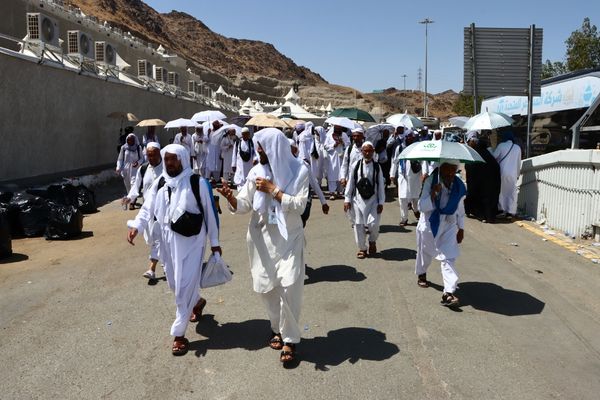 د طالبانو د حج او اوقافو وزارت وايي، د حج په سږنیو مراسمو کې ۲۰ افغان حاجیان مړه شوي دي