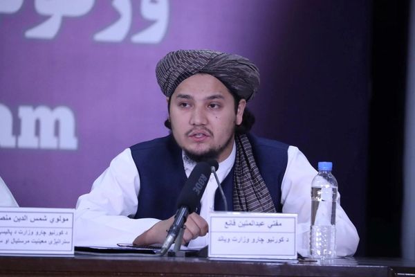 د طالبانو د کورنیو چارو وزارت: دا لا څرګنده نهده، چې پر سلیم پیګیر برید شخصي و که سیاسي