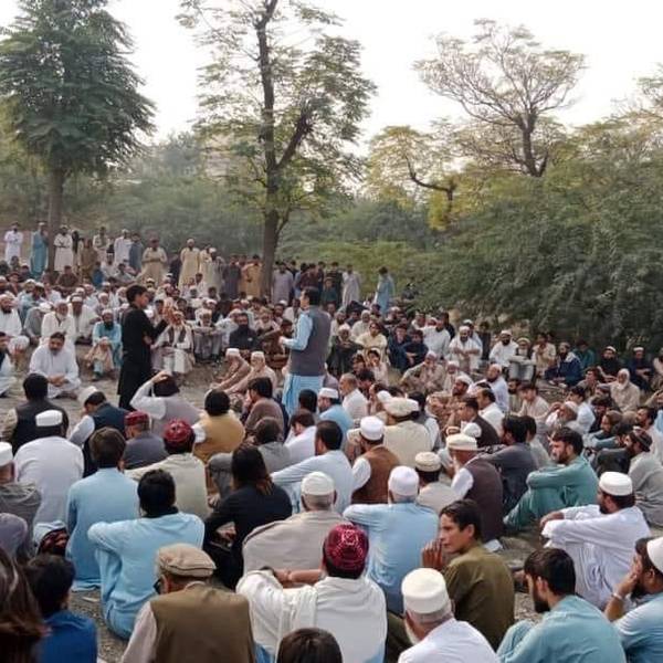 د خیبر ولسوالۍ د تيرا اوسېدونکو د سيمې پرېښودو لپاره مشروط چمتووالی ښودلی