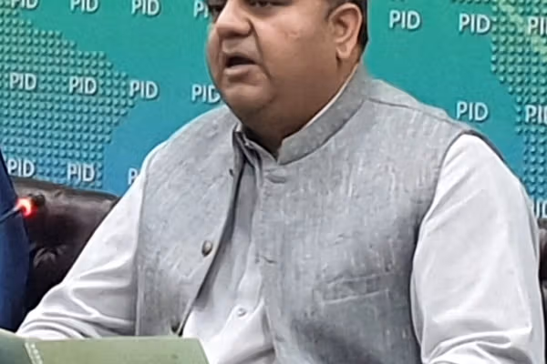 د پخواني پاکستاني چارواکي خبرداری؛ پاکستاني طالبان به پښتانه له منځه یوسي