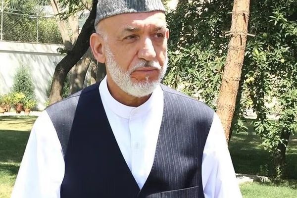 الرئيس السابق يؤكد قصف الطائرات الباكستانية أهدافاً في أربع ولايات أفغانية