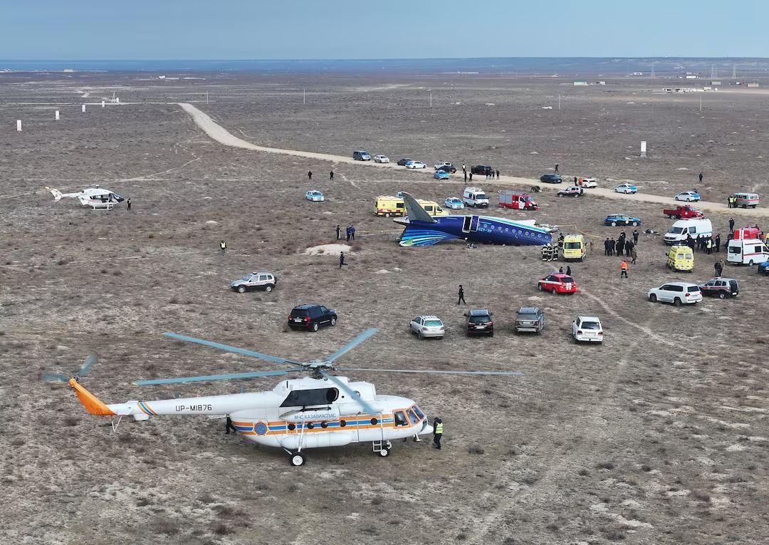 از مجموع ۶۷ سرنشین هواپیمای آذربایجانی ۲۹ نفر جان سالم بدر بردند