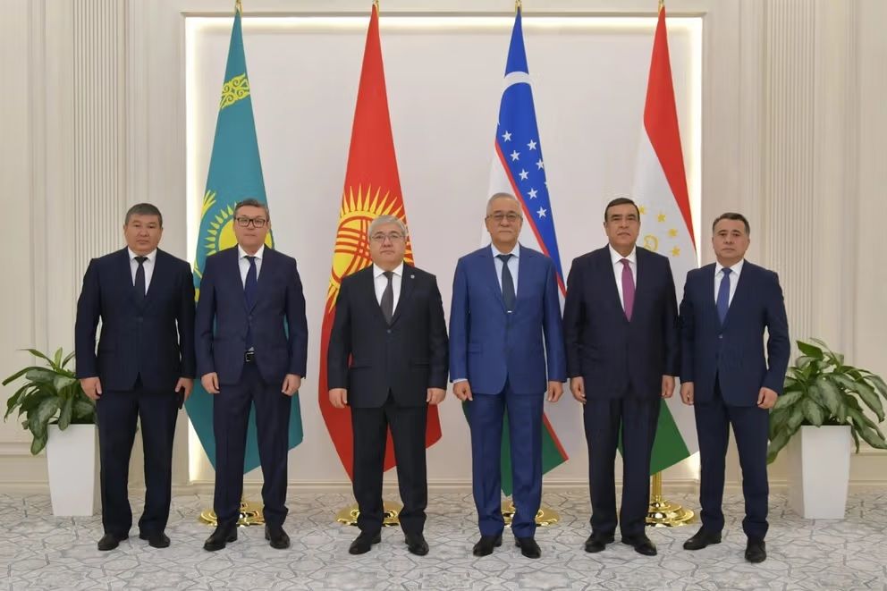 سیمه ‌ییزه نوې ډله؛ افغانستان به د ستونزې پر ځای د همکار په توګه مطرح کېږي