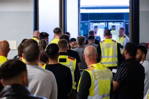 Germany Deports ‘Criminal’ Afghan Refugee After Agreement With Taliban