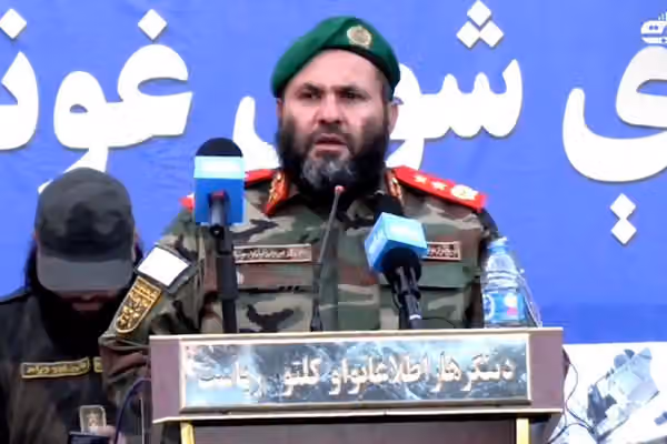 طالبانو په پاکستان کې د خپلو مخالفانو او د هغوی د مرکزونو د له منځه وړو خبرداری ورکړی