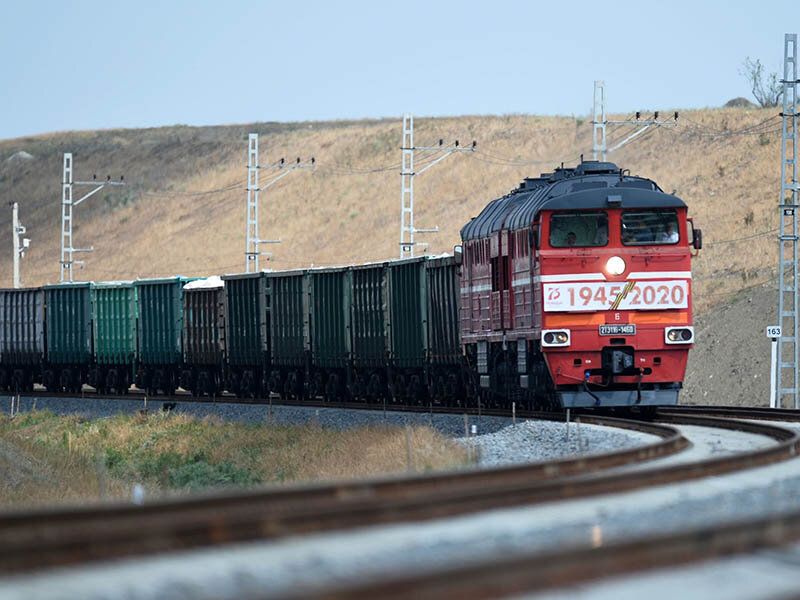 د طالبانو د اوسپنې پټلۍ اداره: یوه اوونۍ کې له سل زره مټرېک ټنه زیات صادرات او واردات شوي