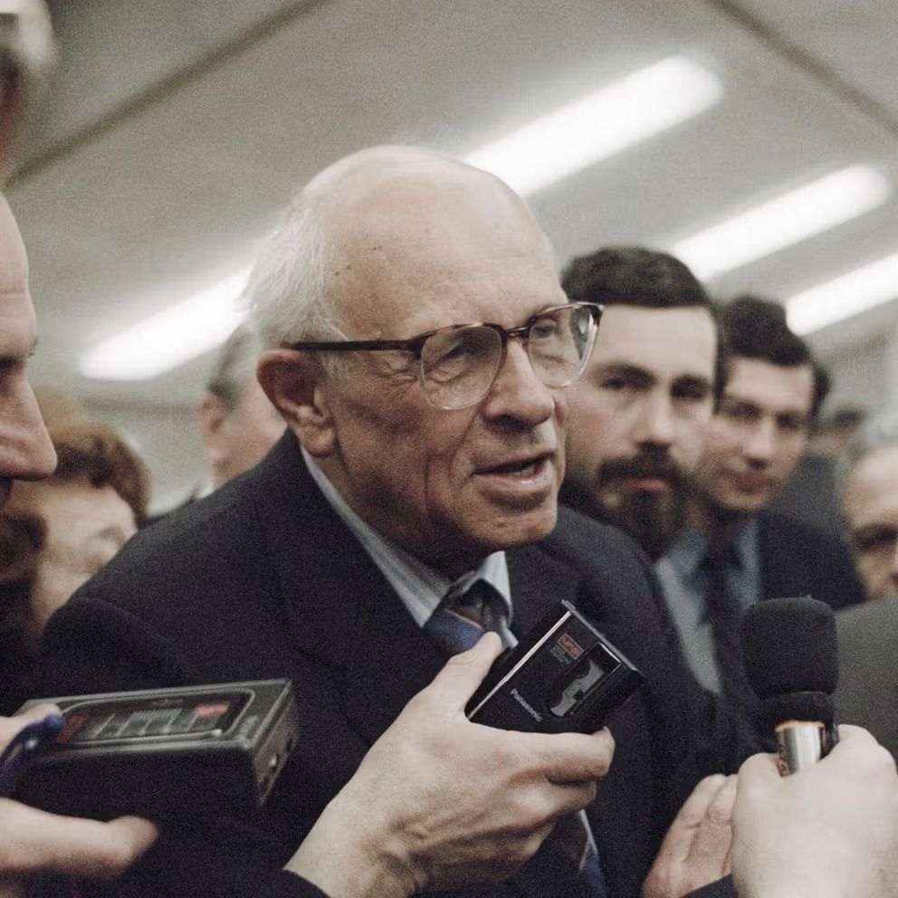 د بېلاروس او ګرجستان دوو بندي خبریالانو د ۲۰۲۵ کال د سخاروف جایزه وګټله