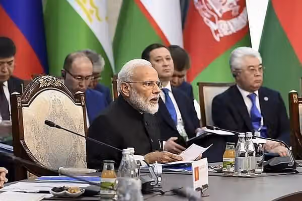 د هند لومړی وزیر: افغانستان د اوراسیا د سولې او ثبات په ټینګښت کې مهم رول لري