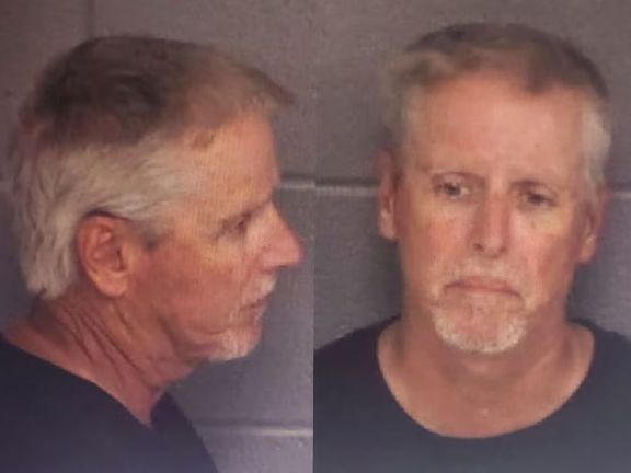 پولیس جورجیا در امریکا پدر نوجوان مظنون به تیراندازی در مکتب را بازداشت کرد