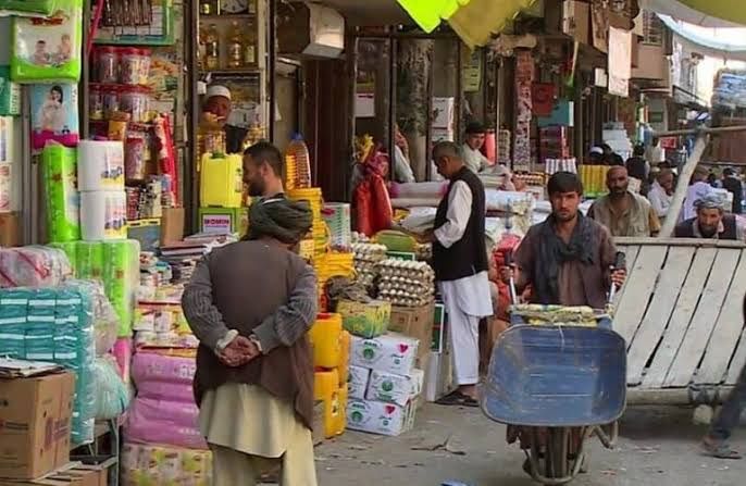 کابل کې د بیو نا انډوله حالت؛ یوازې په دوو ورځو کې د خوراکي توکو بیې بې مخینې لوړې شوې