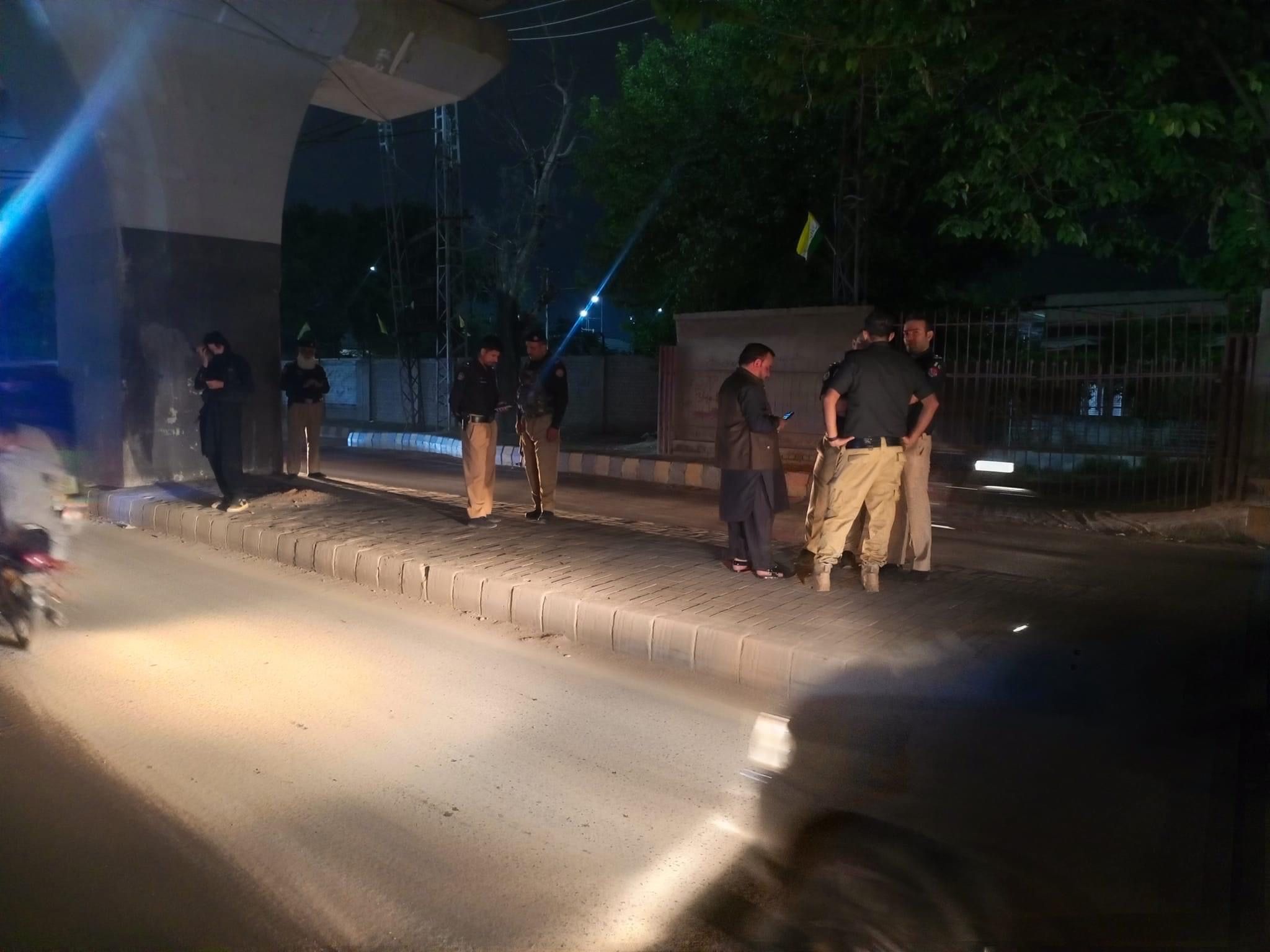 ځايي سرچینې: د افغان کډوالو په اړه د غونډې جوړونکی پښتون فعال "حیات روغانی" پولیسو نیولی