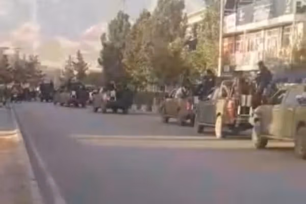 د پلان شویو لاریونونو په درشل کې؛ په هرات کې له پوځي تجهیزاتو سره د طالبانو پراخ حضور
