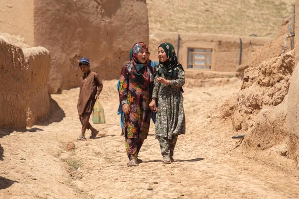 اليونيسف: نحو 9 ملايين طفل في أفغانستان معرضون لمخاطر مناخية