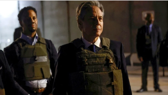 وزیر خارجه امریکا در سفر به عراق، به نیروهای نیابتی جمهوری اسلامی هشدار داد