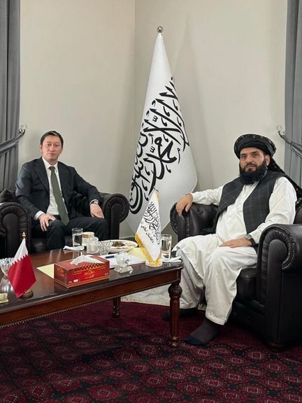 قطر کې د طالبانو او ازبکستان سفیرانو د همکاریو پر پراختیا خبرې کړي