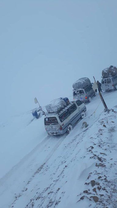 راه‌های دایکندی و بامیان به کابل به دلیل برف‌ سنگین بسته شد
