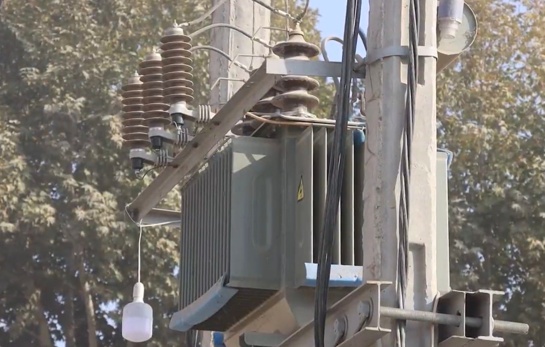 د طالبانو د برېښنا شرکت وایي، ۸ولایتونو کې د ټرانسفارمونو د ترمیم ورکشاپونه جوړوي