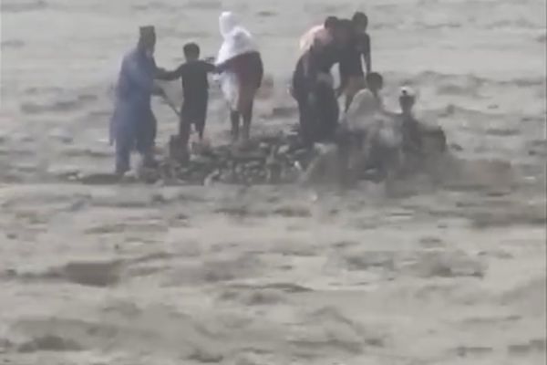 د خېبر پښتونخوا په سوات کې د روانو سېلابونو له امله تر اوسه د ۴ کسانو مړي موندل شوي
