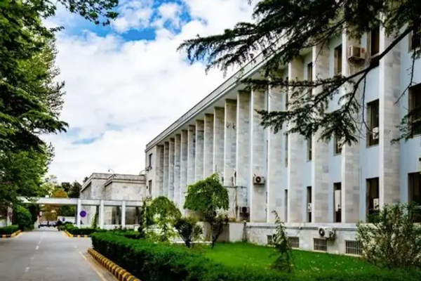 Foreign Nationals Must Obtain Visas from Taliban-Approved Embassies to Enter Afghanistan