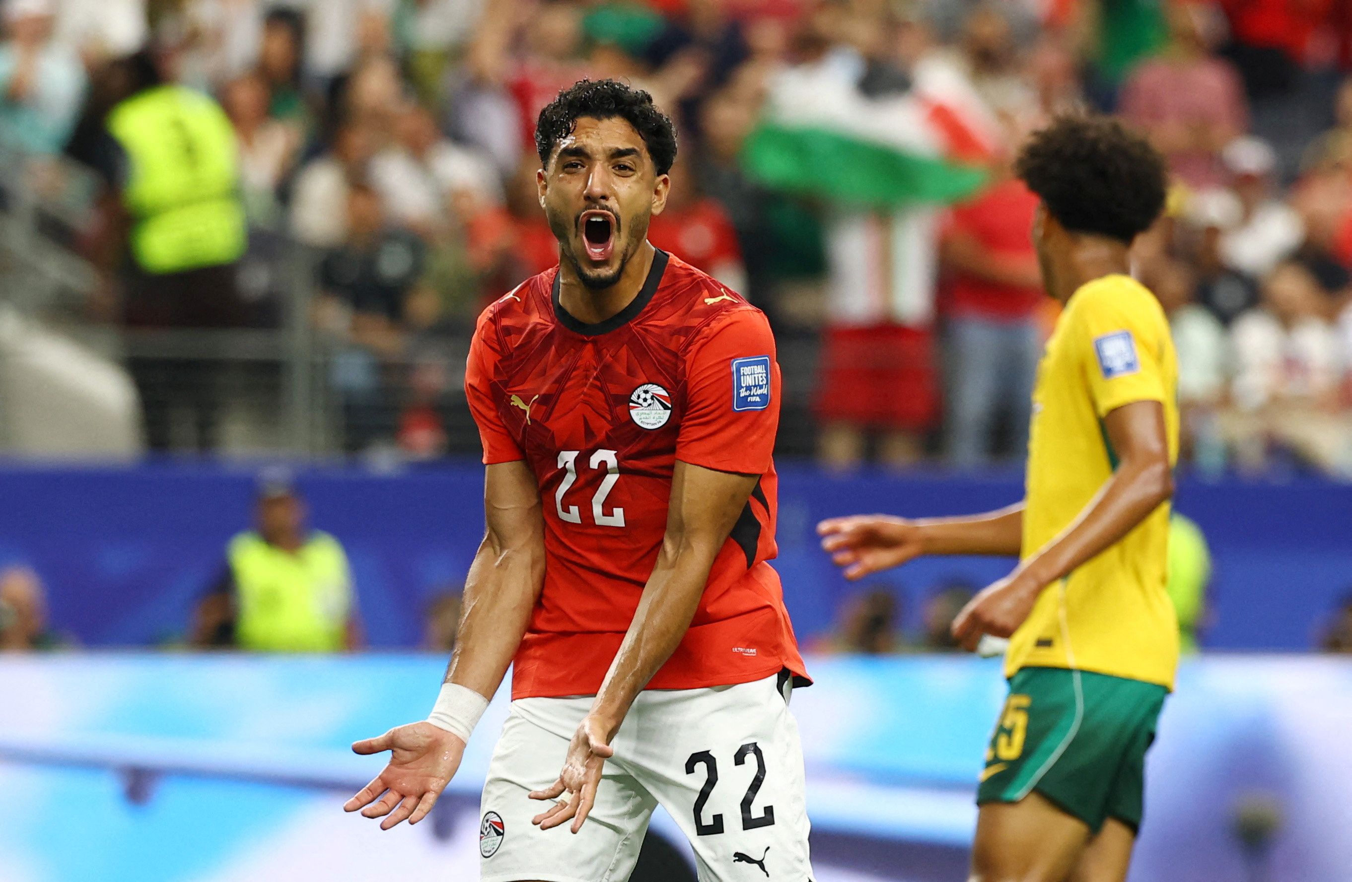 تاتنهام مهاجم مصری منچسترسیتی را به صورت قرضی جذب کرد