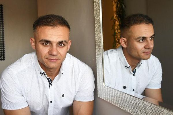 په لومړي ځل یو افغان په اسټرالیا کې د جګړې قربانیانو د یاد ورځې په پوځي پرېډ کې برخه اخلي