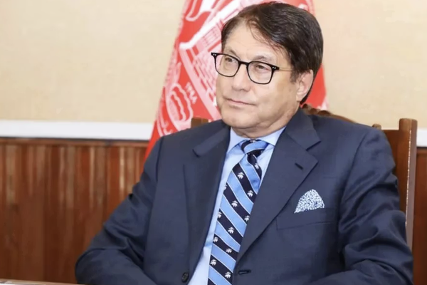 تحذير وزير المالية السابق من أن طالبان بلا اعتراف دولي غير قادرة على طباعة النقود