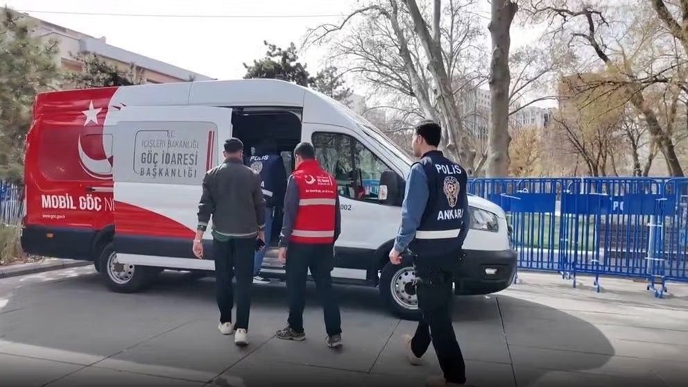 دستکم ۴۲ پناهجوی افغان در شهر چاناک قلعه ترکیه بازداشت شدند