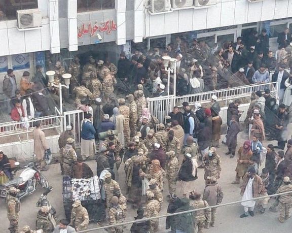 Taliban Arrest Dozens of Money Exchangers in Herat Amid Crackdown on Unlicensed Operators