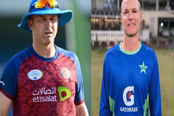 افغان کرېکټ بورډ وايي له دوو جګپوړو بهرنیو روزونکو سره یې همکاري پای ته رسیږي