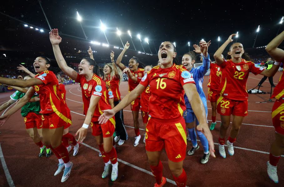 صعود فوتبال زنان اروپا به اوج؛ موفق‌ترین دوره فوتبال زنان با فینالی سرنوشت‌ساز