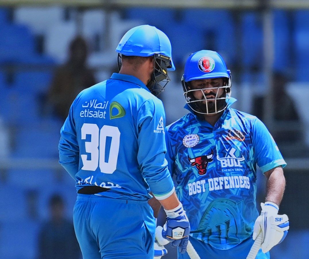 کریکت شپگیزه؛ تیم بُست دومین باخت پیاپی را به مدافع عنوان قهرمانی تحمیل کرد