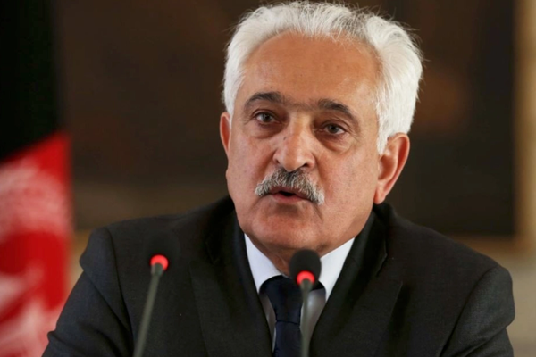 سپنتا امریکایي سناتور ته: د بګرام زندان تجربه او د زرګونو بندیانو خوشې کېدل باید هېر نهشي