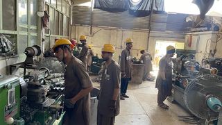 په تېرو څلورو کلونو کې په کندهار کې ۲۲۵ تولیدي فابریکې بندې شوې دي