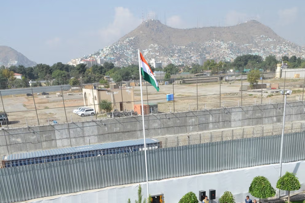 مصادر: طالبان تطرد دبلوماسياً هندياً من كابل بعد لقائه معارضين