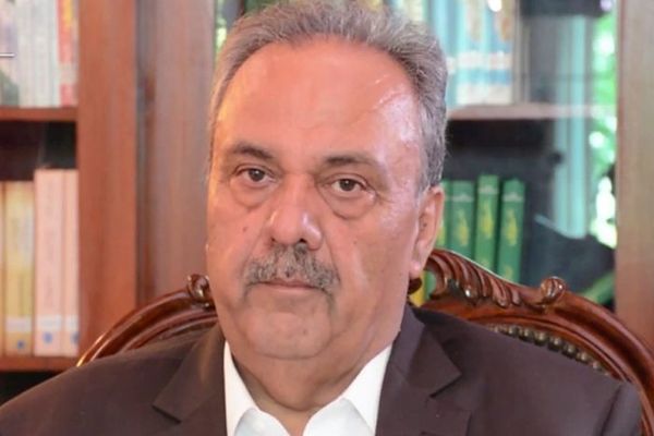 اصف دراني: افغانستان د طالبانو تر واک لاندې د«ډبرو دورې»پر لور روان دی