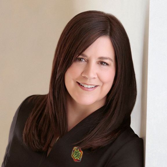 لحظهای تاریخی برای کانادا؛ یک زن بومی برای نخستینبار نامزد دادگاه عالی این کشور شد