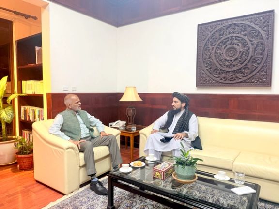 په عمان کې د طالبانو سفیر د هند له سفیر سره د دوه اړخیزو اړیکو پر پیاوړتیا غږېدلی